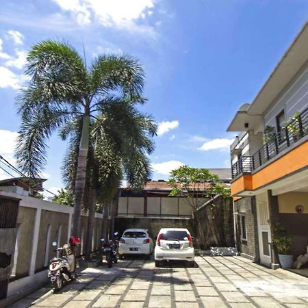 Hotel Reddoorz @ Pangeran Antasari 2 Cilandak  Zewnętrze zdjęcie