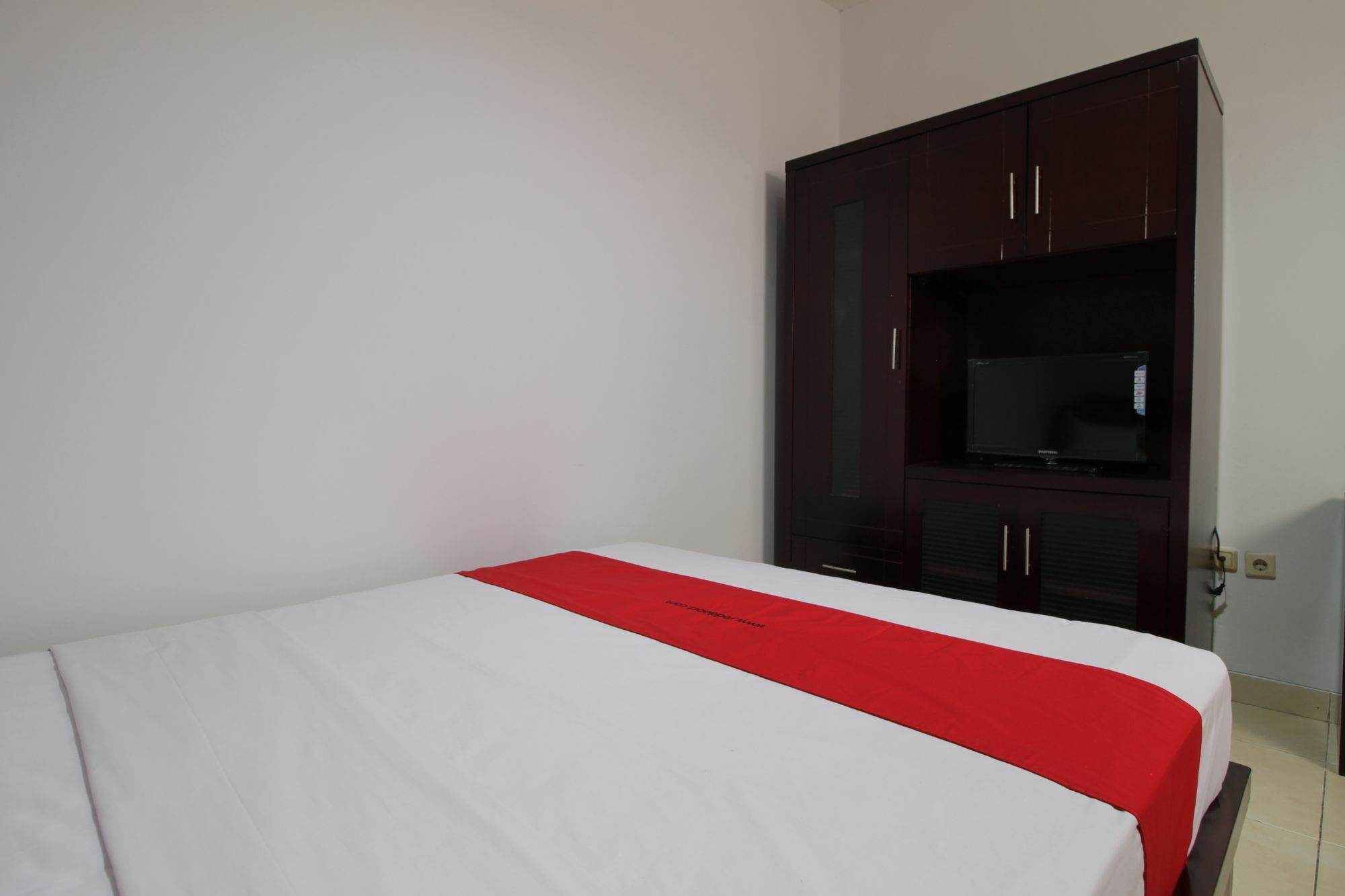 Hotel Reddoorz @ Pangeran Antasari 2 Cilandak  Zewnętrze zdjęcie