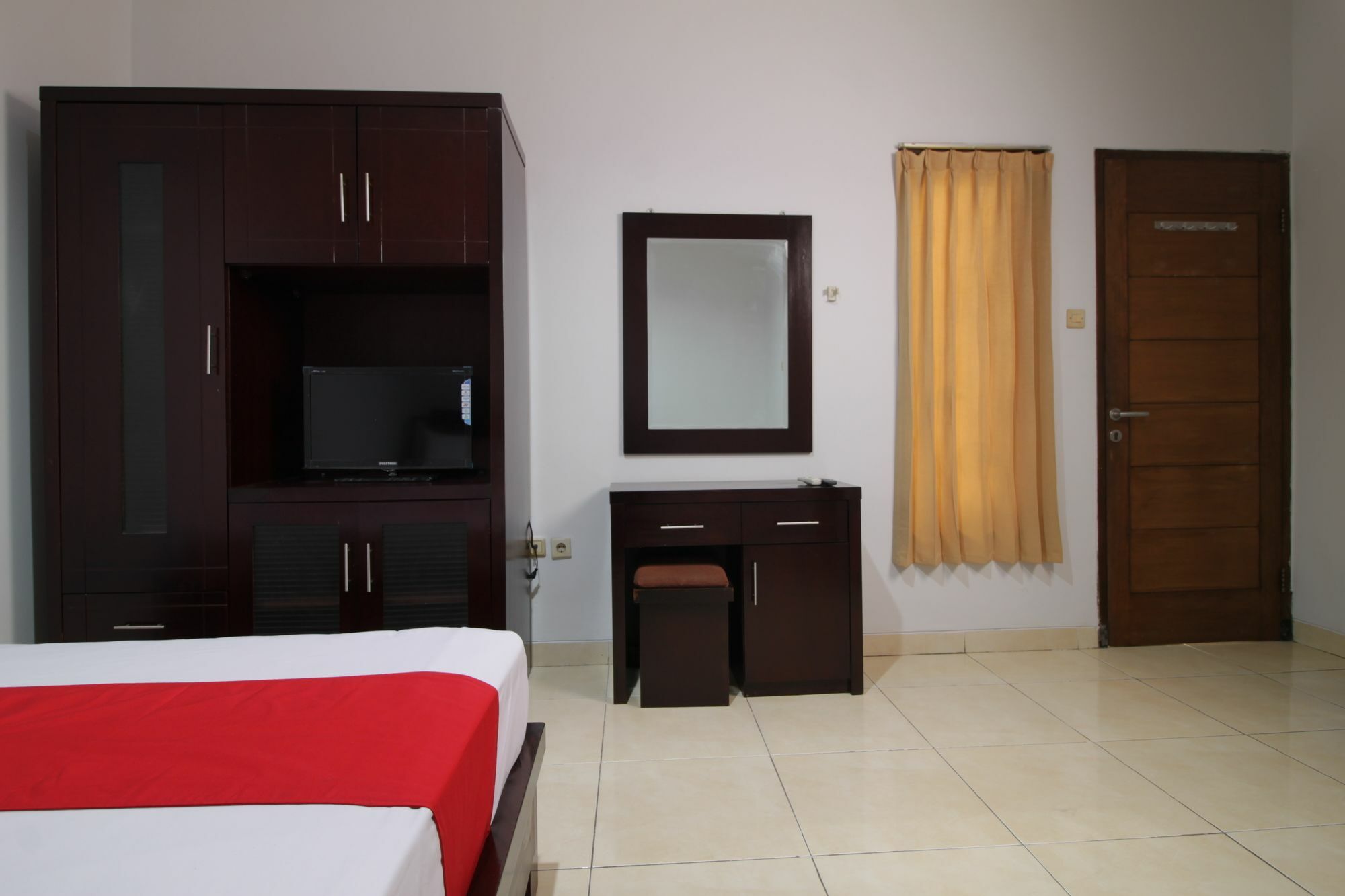 Hotel Reddoorz @ Pangeran Antasari 2 Cilandak  Zewnętrze zdjęcie