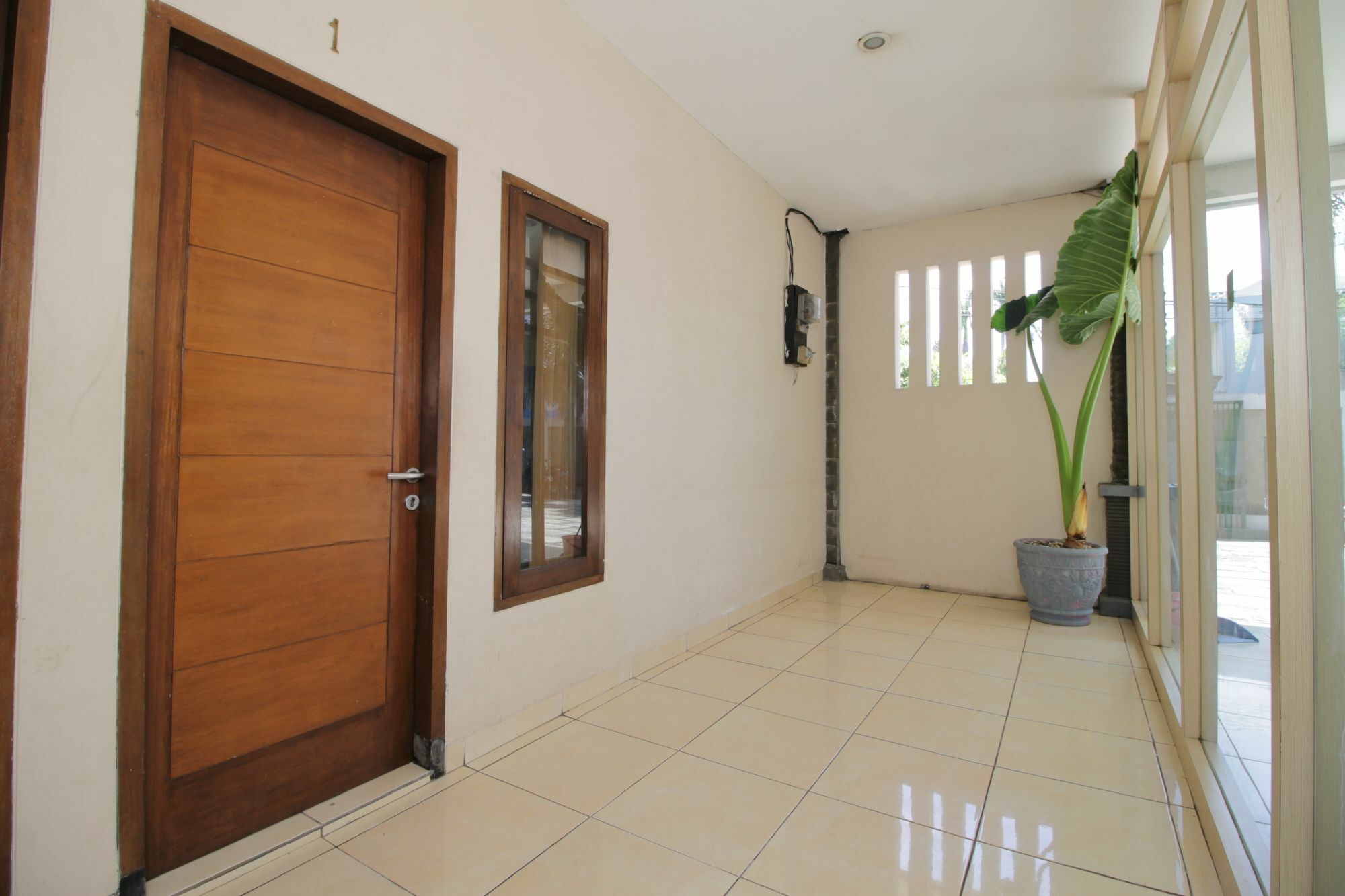Hotel Reddoorz @ Pangeran Antasari 2 Cilandak  Zewnętrze zdjęcie