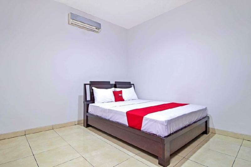 Hotel Reddoorz @ Pangeran Antasari 2 Cilandak  Zewnętrze zdjęcie