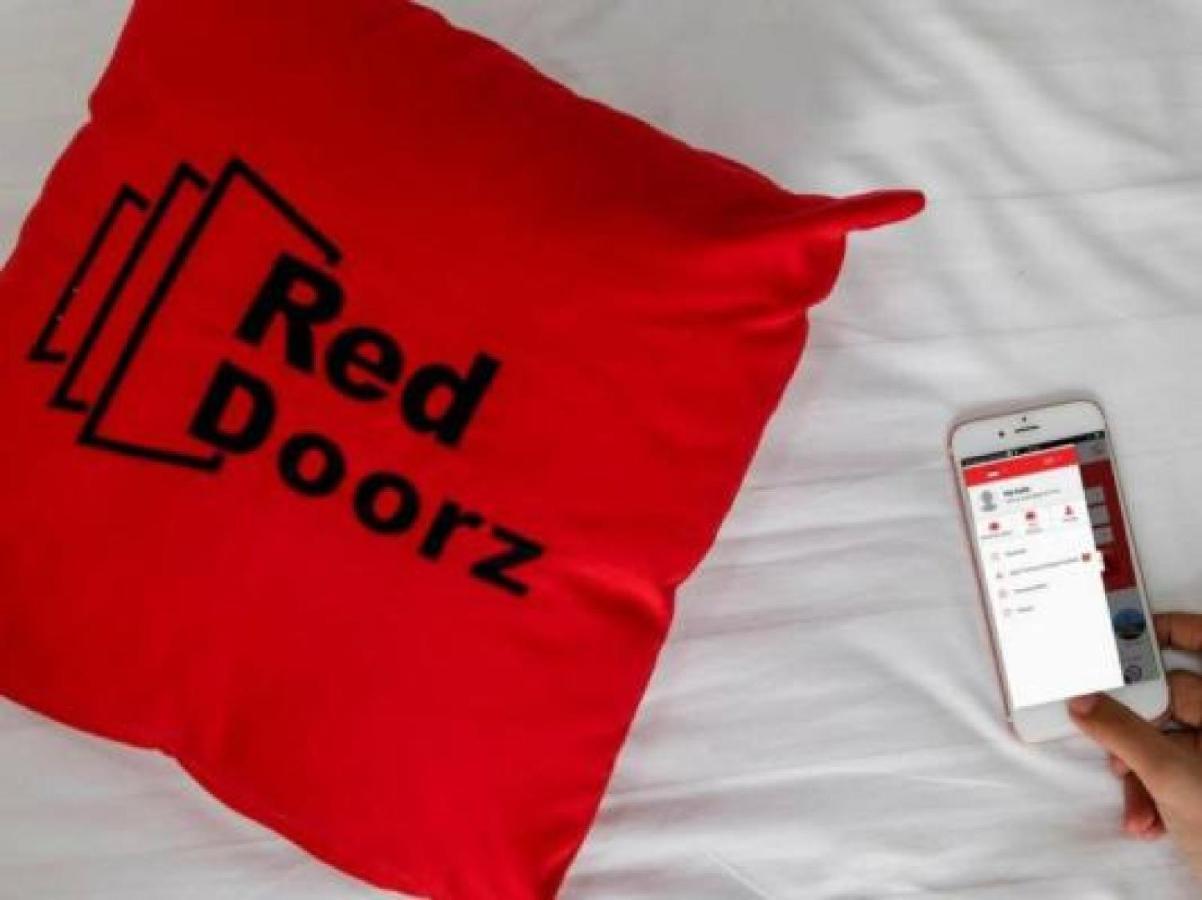 Hotel Reddoorz @ Pangeran Antasari 2 Cilandak  Zewnętrze zdjęcie
